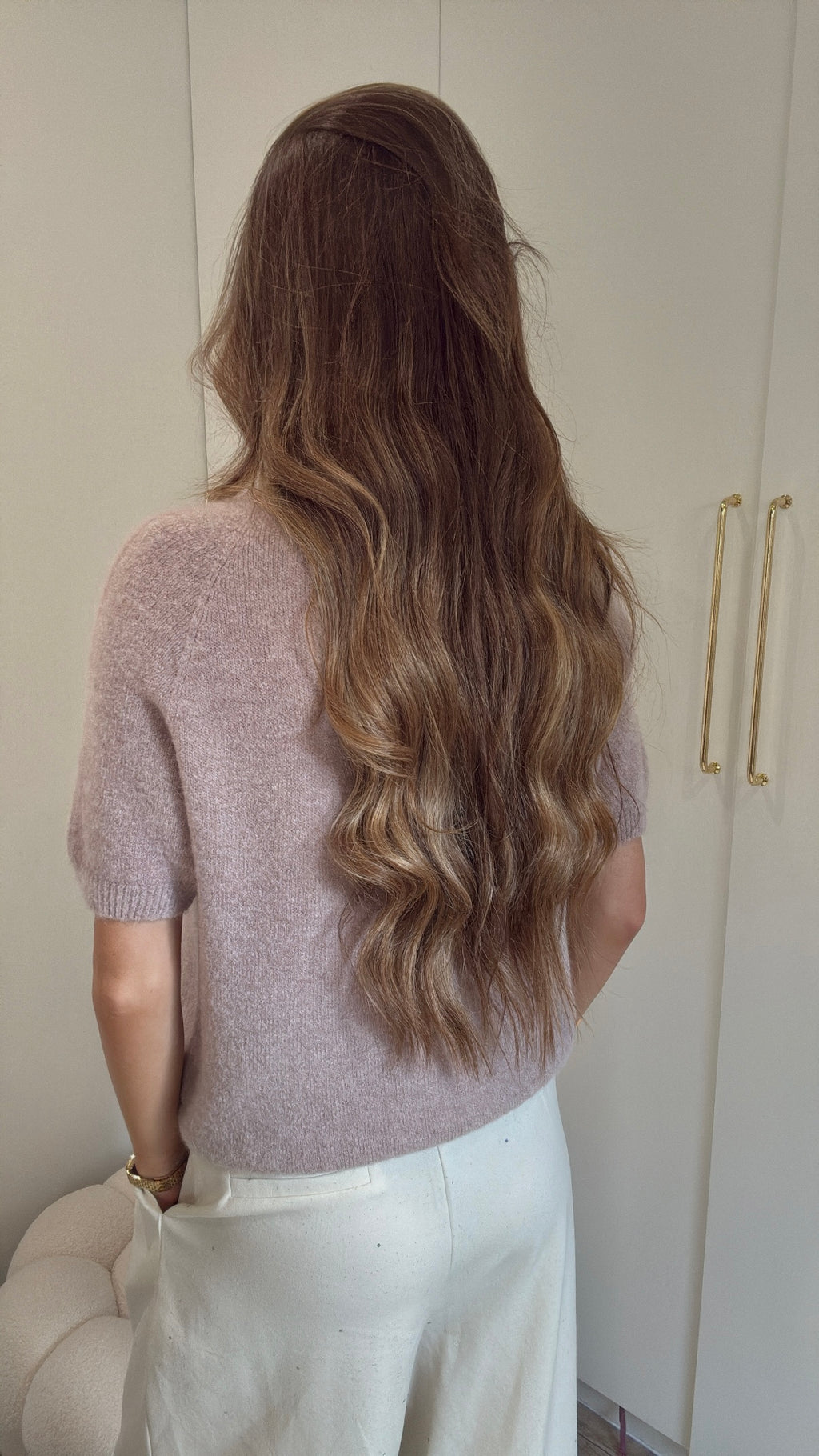 PULL MANCHES COURTES