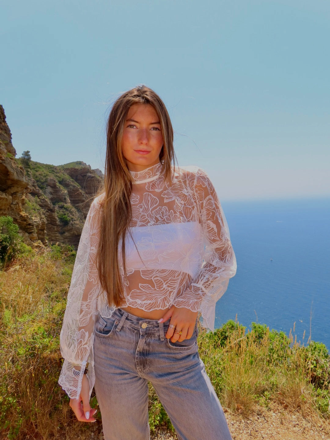 Blouse blanche dos nu