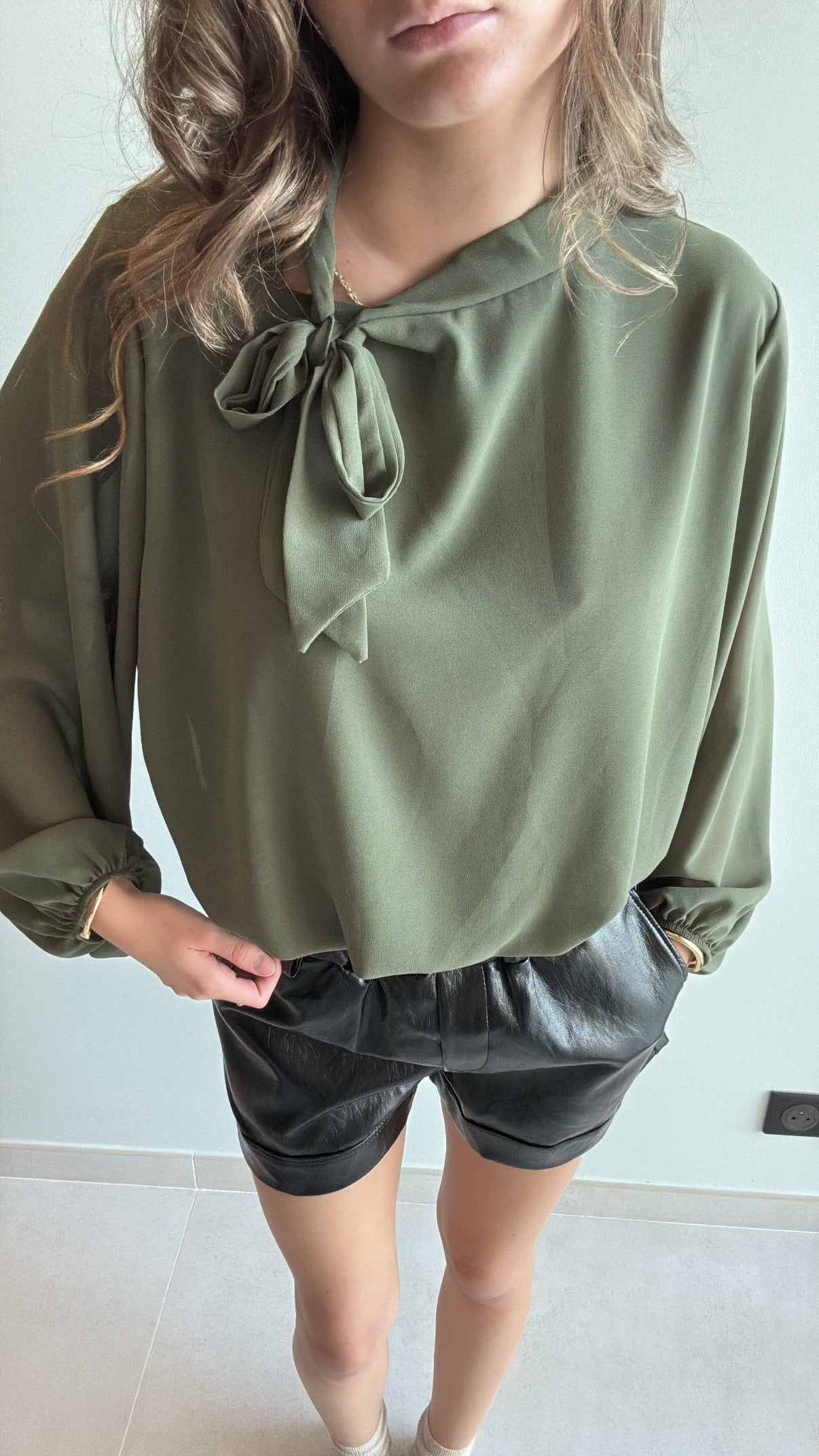 BLOUSE avec bras transparent