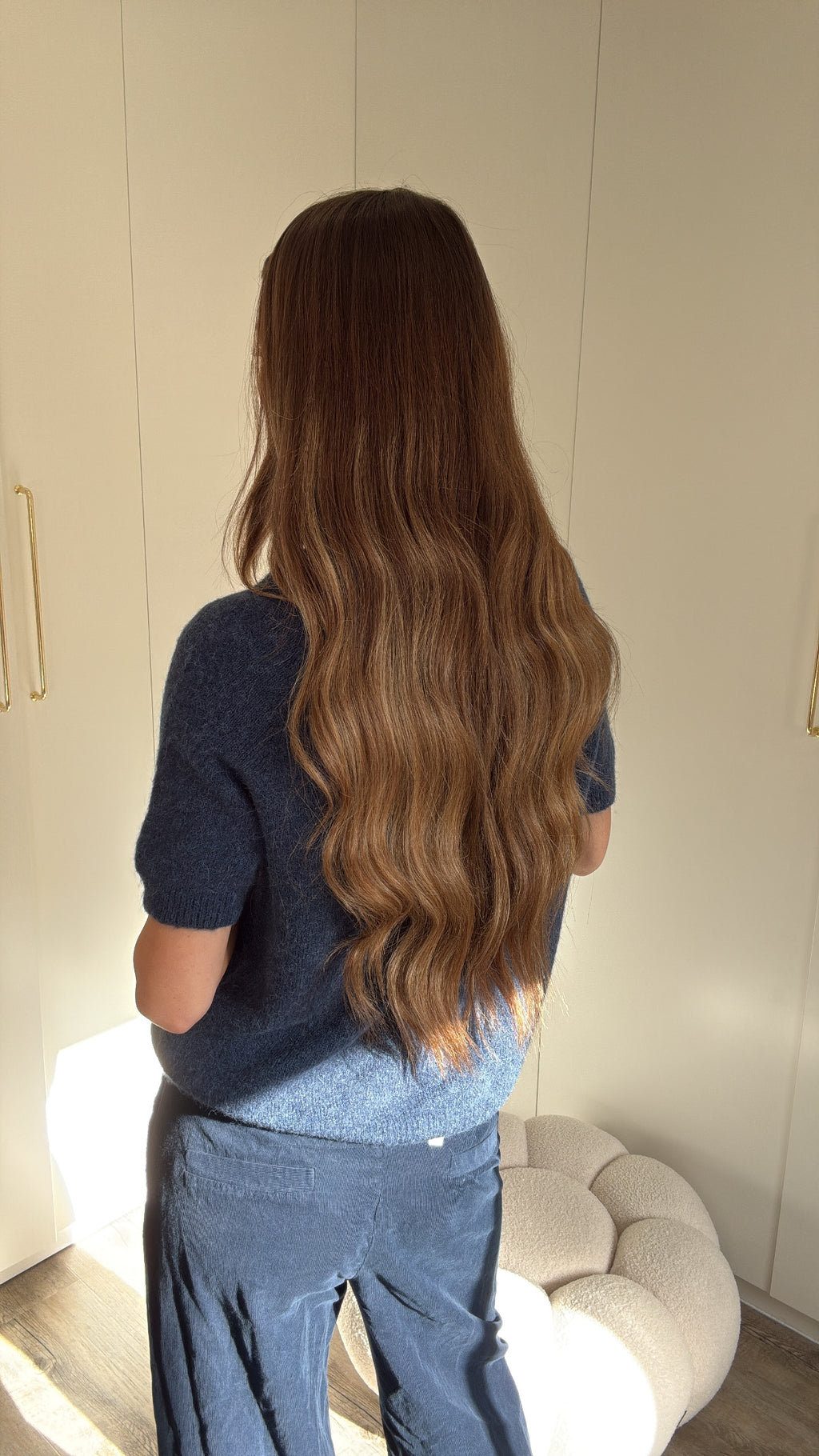 PULL MANCHES COURTES